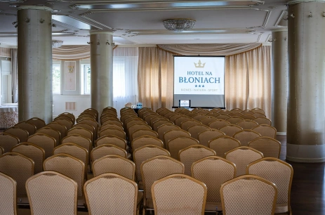 Sala konferencyjna Sala konferencyjna bankietowa w Hotel na Błoniach Bielsko-Biała