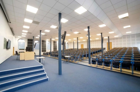 Sala konferencyjna Aula G1 - Rewolucji 1905 roku nr 52 w Akademia Humanistyczno-Ekonomiczna w Łodzi Łódź