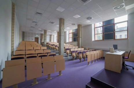 Sala konferencyjna Aula A02 - ul. Sterlinga 26 w Akademia Humanistyczno-Ekonomiczna w Łodzi Łódź