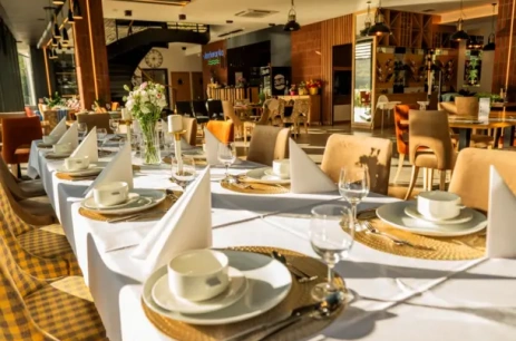 Sala konferencyjna Sala restauracyjna w Jezioranka Ostrzyce Ostrzyce