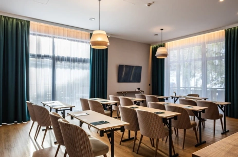 Sala konferencyjna Boardroom - Apartament Prezydencki w Forest Park Resort & SPA Świeradów-Zdrój