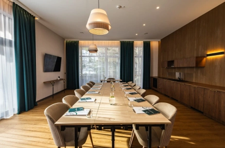 Sala konferencyjna Boardroom - Apartament Prezydencki w Forest Park Resort & SPA Świeradów-Zdrój