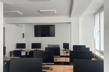 Sala konferencyjna Sala KOMPUTEROWA "602" w MONIUSZKI 7 Centrum biurowo-szkoleniowe PIERWSZY WYNAJEM SALI ZA PÓŁ CENY Katowice