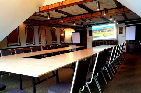 Sala konferencyjna sala restauracyjna Korkowa w Dwór Chotynia Sobolew