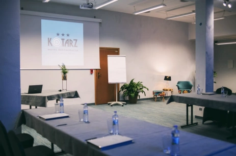 Sala konferencyjna Sala szkoleniowa turkusowa w Hotel Kotarz Spa & Wellness *** Bielsko-Biała