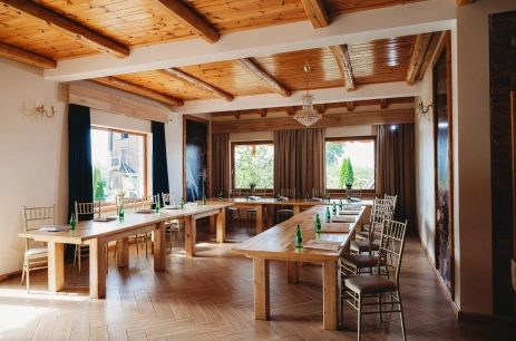 Sala konferencyjna Sala Bizon w Skansen Bicz Family & SPA Stare Miasto