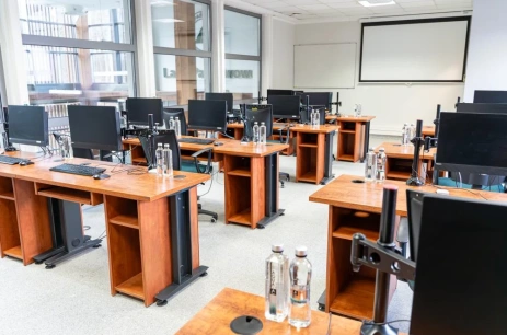 Sala konferencyjna Sala komputerowa w Ośrodek Szkoleniowo - Wypoczynkowy Leśnik w Orzechowie Ustka