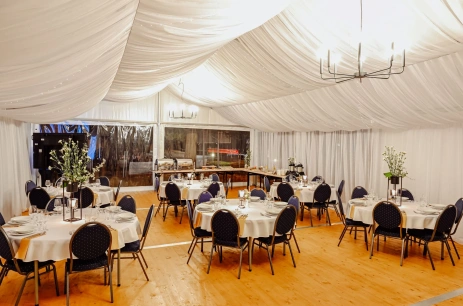 Sala konferencyjna Namiot bankietowy w Krasicki Hotel Resort & Spa Świeradów-Zdrój