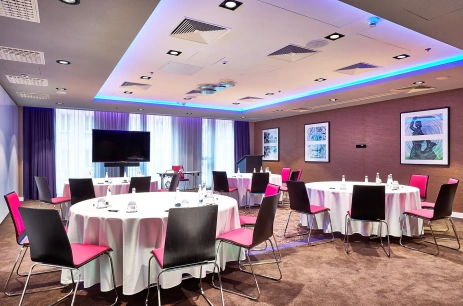 Sala konferencyjna NYX 1 w NYX Hotel Warsaw by Leonardo Hotels Warszawa