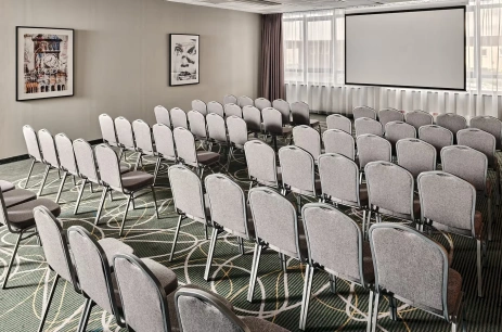 Sala konferencyjna R4 w Leonardo Royal Warsaw Hotel Warszawa