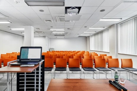 Sala konferencyjna Sala konferencyjna im. Stefana Drzewickiego w Legnicka Specjalna Strefa Ekonomiczna S.A. Legnica