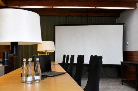 Sala konferencyjna Sala Murka w Spichlerz Park Kazimierz Dolny