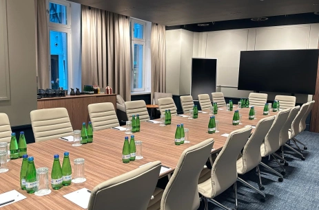 Sala konferencyjna Boardroom 1 w Hotel Indigo Warsaw Nowy Świat Warszawa