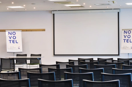 Sala konferencyjna POSNANIA w Novotel Poznań Malta Poznań