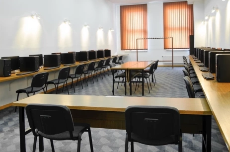 Sala konferencyjna Laboratiorium komputerowe Ap 201-208 w Centrum Konferencyjno-Szkoleniowe Bobrowiecka 9 Warszawa