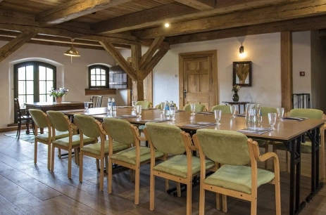 Sala konferencyjna Sala pod Zegarem w Pałac i Folwark Galiny Bartoszyce