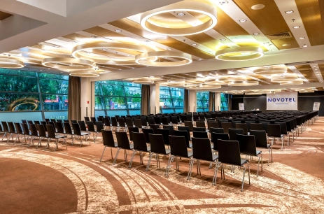 Sala konferencyjna Bukietowa (Lilia+Róża+Irys) w Novotel Warszawa Centrum Warszawa
