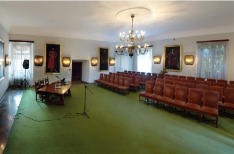 Sala konferencyjna Zamek-sala portretowa w Zamek w Baranowie Sandomierskim Baranów Sandomierski