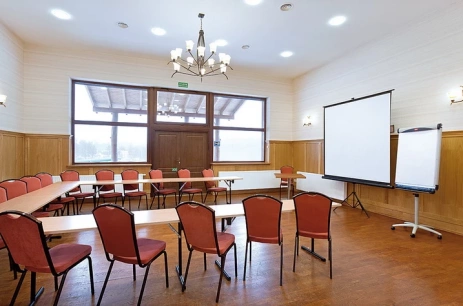 Sala konferencyjna Gościniec, sala u góry, budynek nr 10 w Hotel Osada Karbówko Wellness & Spa Ciechocin