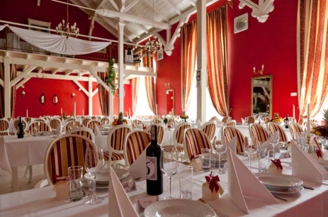 Sala konferencyjna Dworska Sala Balowa w Dwór Korona Karkonoszy Sosnówka