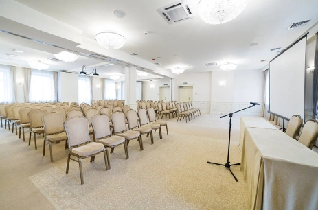 Sala konferencyjna Mazowiecka A w Centrum Szkoleniowo-Konferencyjne HOTEL HERMAN**** Płock