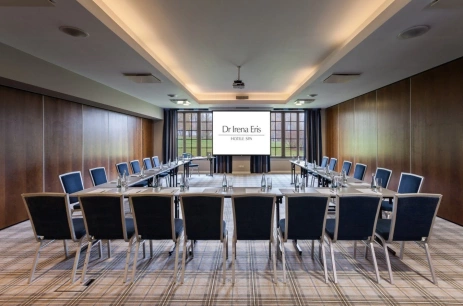 Sala konferencyjna Jeziorak I w Hotel SPA Dr Irena Eris Wzgórza Dylewskie Wysoka Wieś