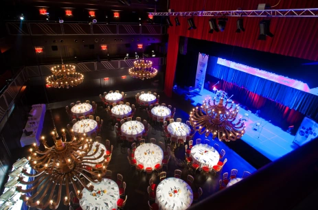 Sala konferencyjna Sala Główna w Centrum Kongresowe Szczawnica - Dworek Gościnny Szczawnica