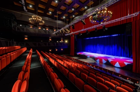 Sala konferencyjna Sala Główna w Centrum Kongresowe Szczawnica - Dworek Gościnny Szczawnica