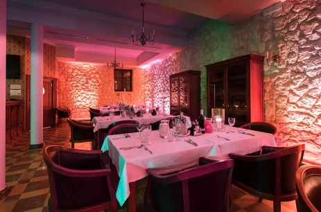 Sala konferencyjna Winiarnia w Zespół Dworski Hotel Sarmata*** Sandomierz