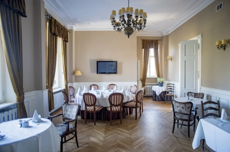 Sala konferencyjna Sala Karmelowa w Pałac Kobylniki Kobylniki