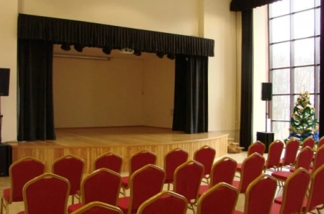 Sala konferencyjna Aula w Centrum Kultury Wsi Polskiej im. W. Witosa w Wierzchosławicach  Wierzchosławice