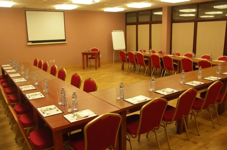 Sala konferencyjna Sala A w Centrum Konferencyjne i Karczma Staropolska- Mazowsze  Otrębusy