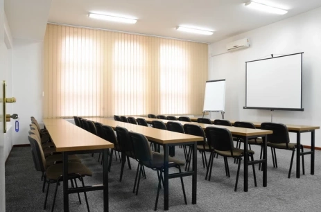 Sala konferencyjna G-101 (POŁUDNIOWA) w Centrum Konferencyjno-Szkoleniowe Bobrowiecka 9 Warszawa