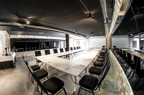 Sala konferencyjna Sala drewniana w HOT_elarnia**** HOTEL & SPA Poznań