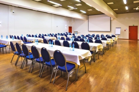 Sala konferencyjna Sala Kongresowa A + B + C w Centrum Konferencyjno-Szkoleniowe Ossa Rawa Mazowiecka