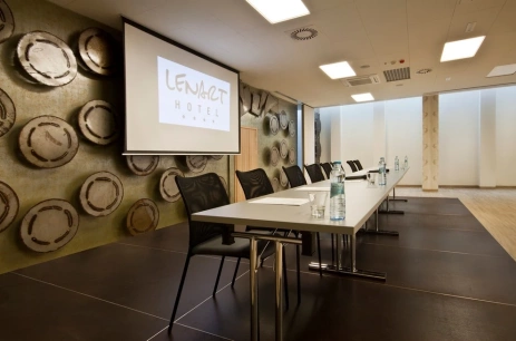 Sala konferencyjna Sala Klonowa w Hotel Lenart**** Kraków