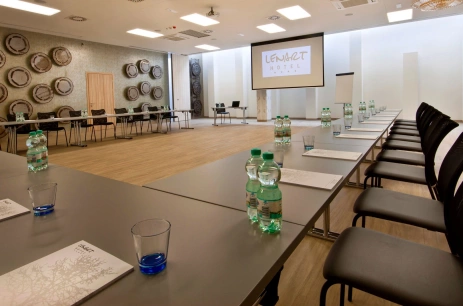 Sala konferencyjna Sala Klonowa A w Hotel Lenart**** Kraków