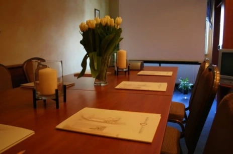 Sala konferencyjna Mała w Instytut Glamour Hotel Restauracja Spa Poznań