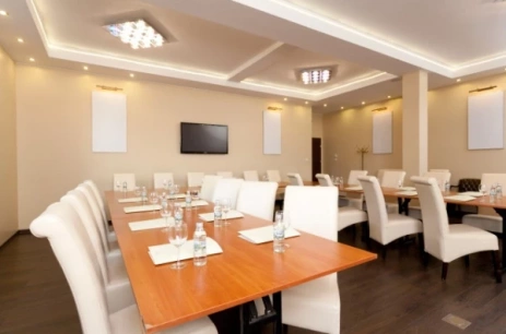 Sala konferencyjna Ogrodowa w Instytut Glamour Hotel Restauracja Spa Poznań