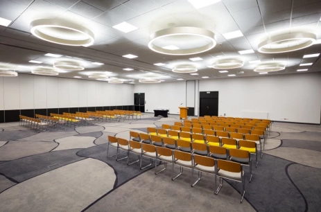 Sala konferencyjna ŻWIRKO+WIGURA w Novotel Warszawa Airport Warszawa