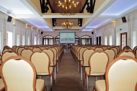 Sala konferencyjna Sala Dębowa w Hotel Dębowy Biowellness & SPA Bielawa