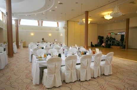 Sala konferencyjna Restauracja Malinowa w Centrum Konferencyjno - Szkoleniowe Boss*** Warszawa