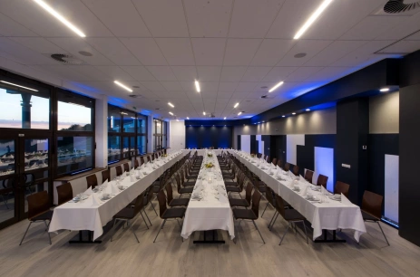 Sala konferencyjna Sala F w Maltańskie Centrum Szkoleniowo Konferencyjne Poznań