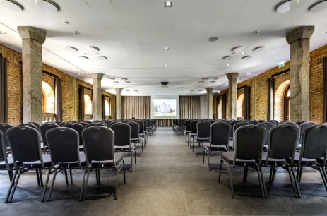 Sala konferencyjna Powozownia Sala 3 (sale 1+2) w Uroczysko Siedmiu Stawów Luxury Hotel Niemcza
