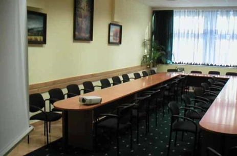 Sala konferencyjna MAŁA SALKA SZKOLENIOWA w CENTRUM REHABILITACJI ROLNIKÓW KRUS Szklarska Poręba
