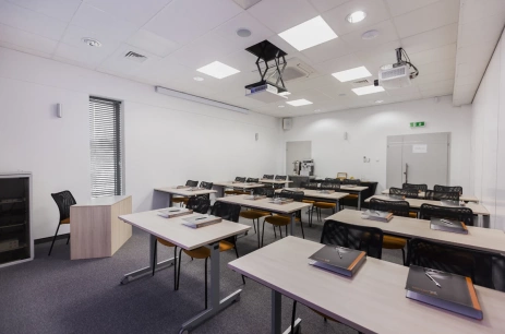 Sala konferencyjna Sala Szkoleniowa A w INKUBATOR PRZEDSIĘBIORCZOŚCI ALTER (Alter sp. z o. o. ) Lublin