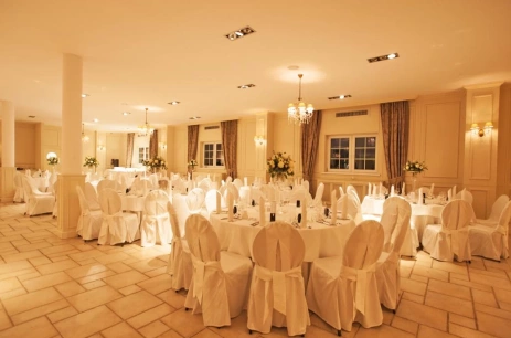 Sala konferencyjna Sala Jaśminowa w Riviera Resort Olszewnica Nowa