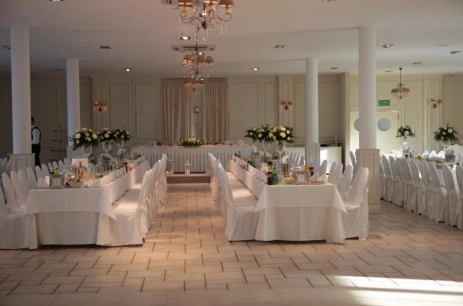 Sala konferencyjna Sala Jaśminowa w Riviera Resort Olszewnica Nowa