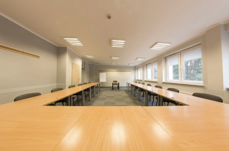 Sala konferencyjna Sala szkoleniowa nr 1 w EMAJ Ośrodek Szkoleniowo-Wypoczynkowy Smardzewice