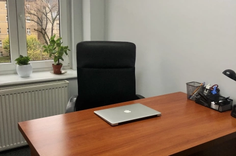 Sala konferencyjna Gabinet "szefa" w FIVE-BIURO Poznań